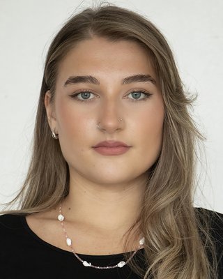 Headshot of Carmen Page